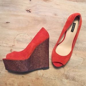 📦 Beautiful orange wedges